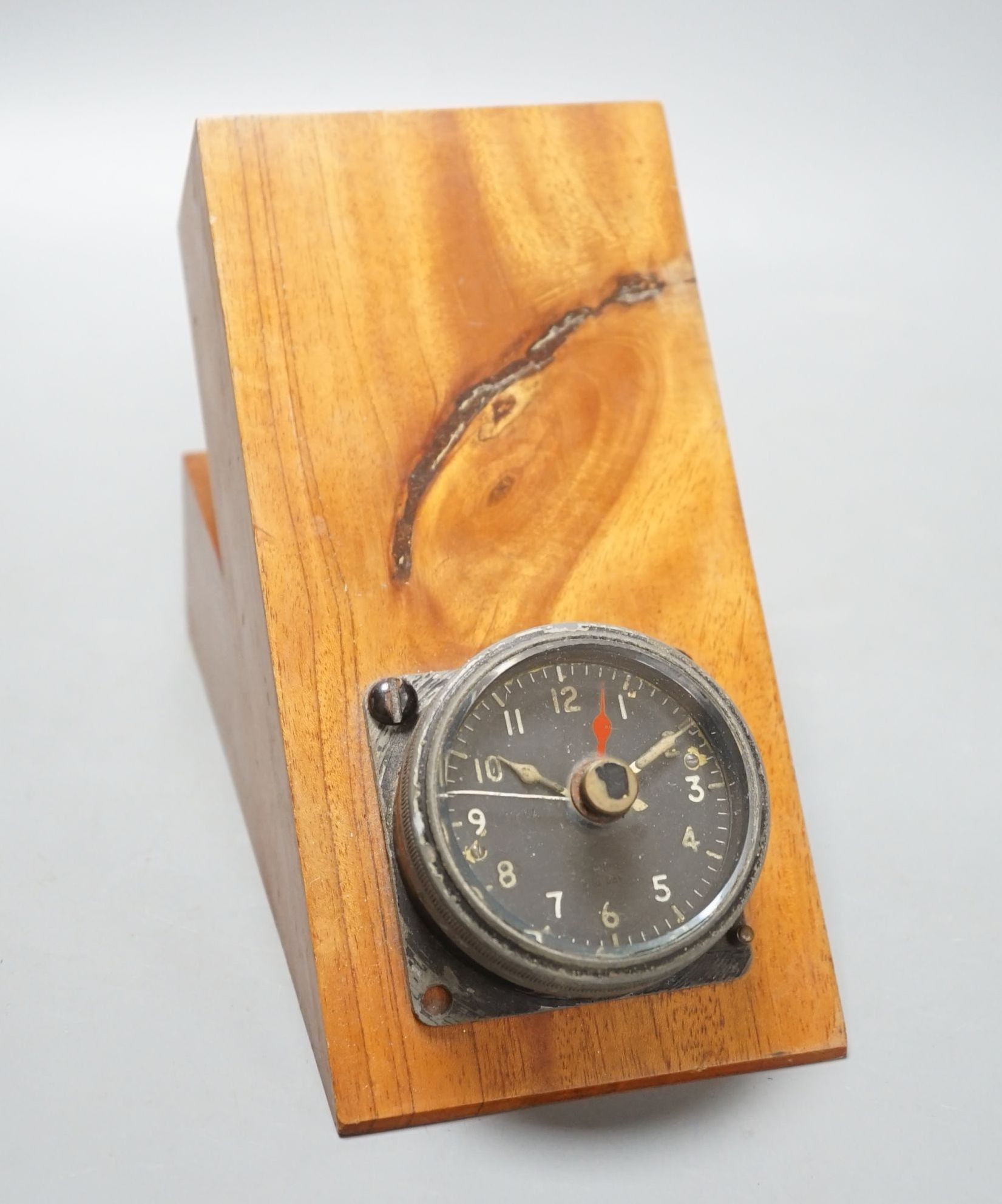 WWII aircraft timepiece